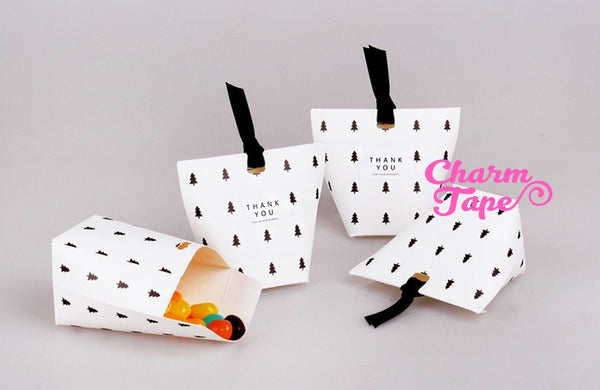 Festive Trees Simple Gift Box with Black Ribbon Packaging Party Favors 5/20 counts PB013
