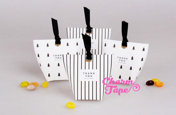 Festive Trees Simple Gift Box with Black Ribbon Packaging Party Favors 5/20 counts PB013